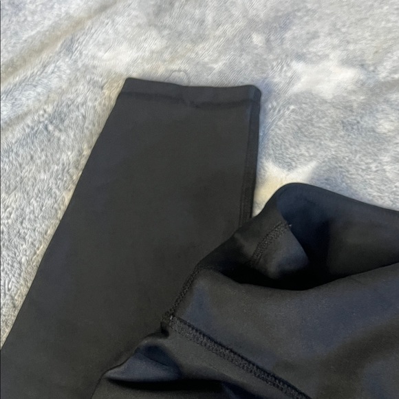 DAUB Black High-Waist Leggings - Picture 8 of 8